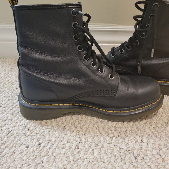 DR. MARTENS 1460 LACE UP COMBAT BLACK LEATHER BOOTS Women Size 7 - Picture 13 of 16